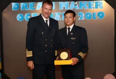 【森海20周年系列 · 海员篇】丽星邮轮潘涛副船长：选择森海，选择航海，我从未后悔